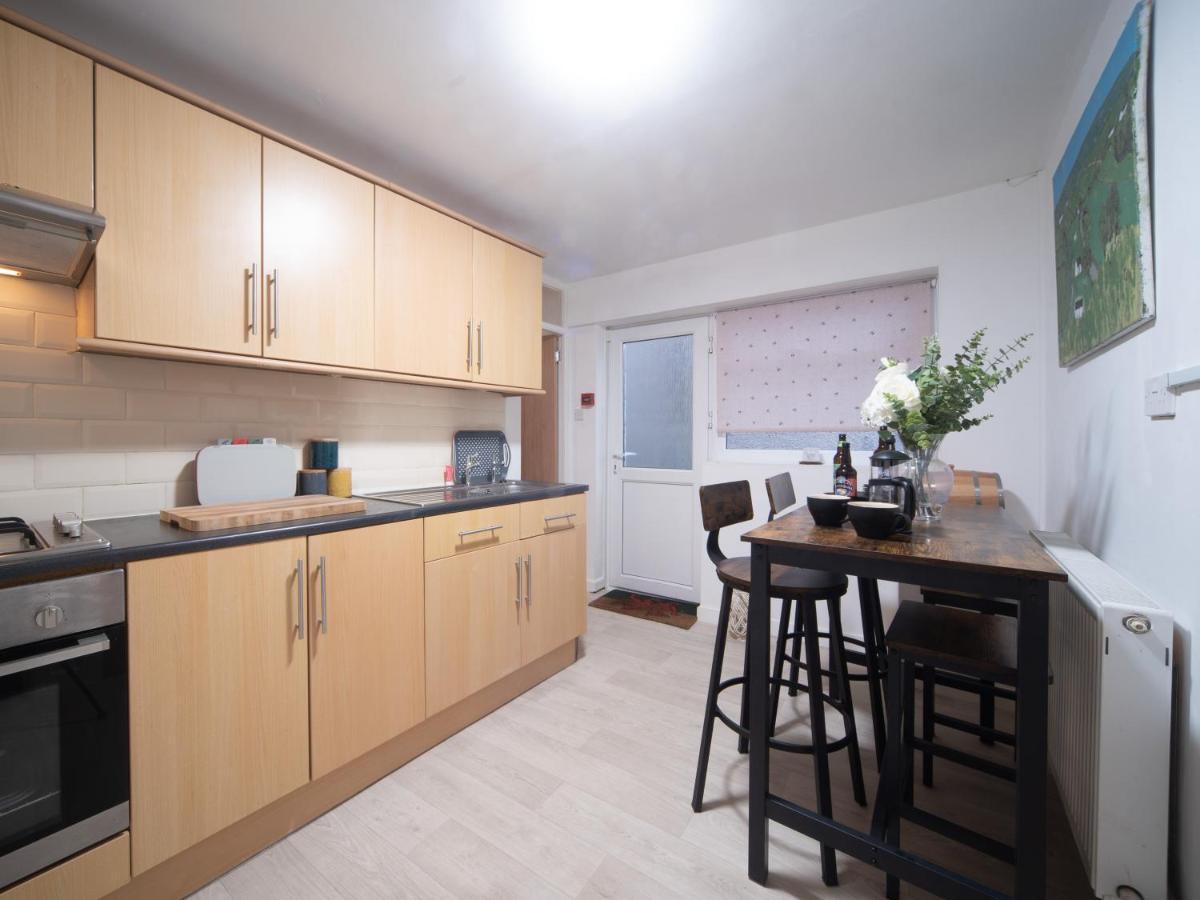 Castle View - Flat In Mumbles - Free Parking Daire Oystermouth Dış mekan fotoğraf