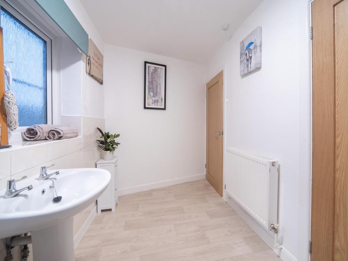 Castle View - Flat In Mumbles - Free Parking Daire Oystermouth Dış mekan fotoğraf
